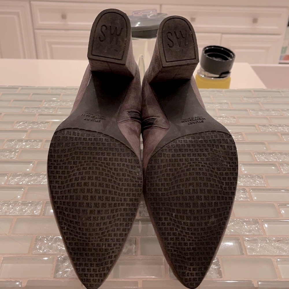 Stuart Weizmann Suede Ankle Boots - Slate Size 8 - image 7